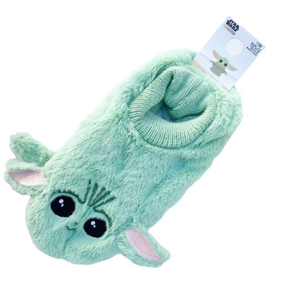 Star Wars Green Baby Yoda Slippers - Picture 3 of 10
